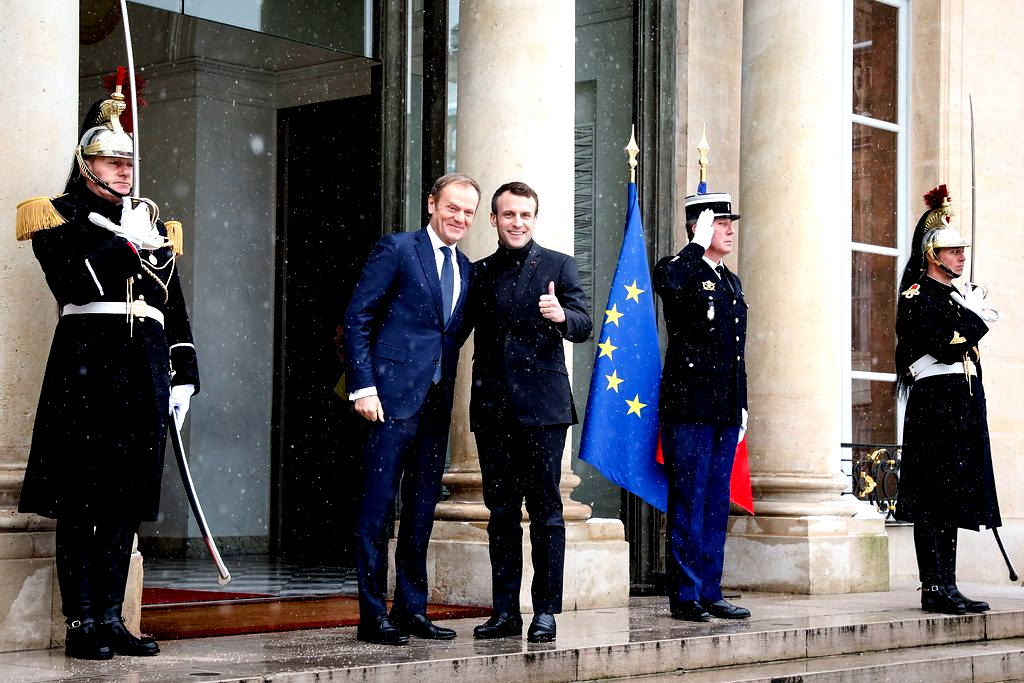 Donald Tusk i Emmanuel Macron